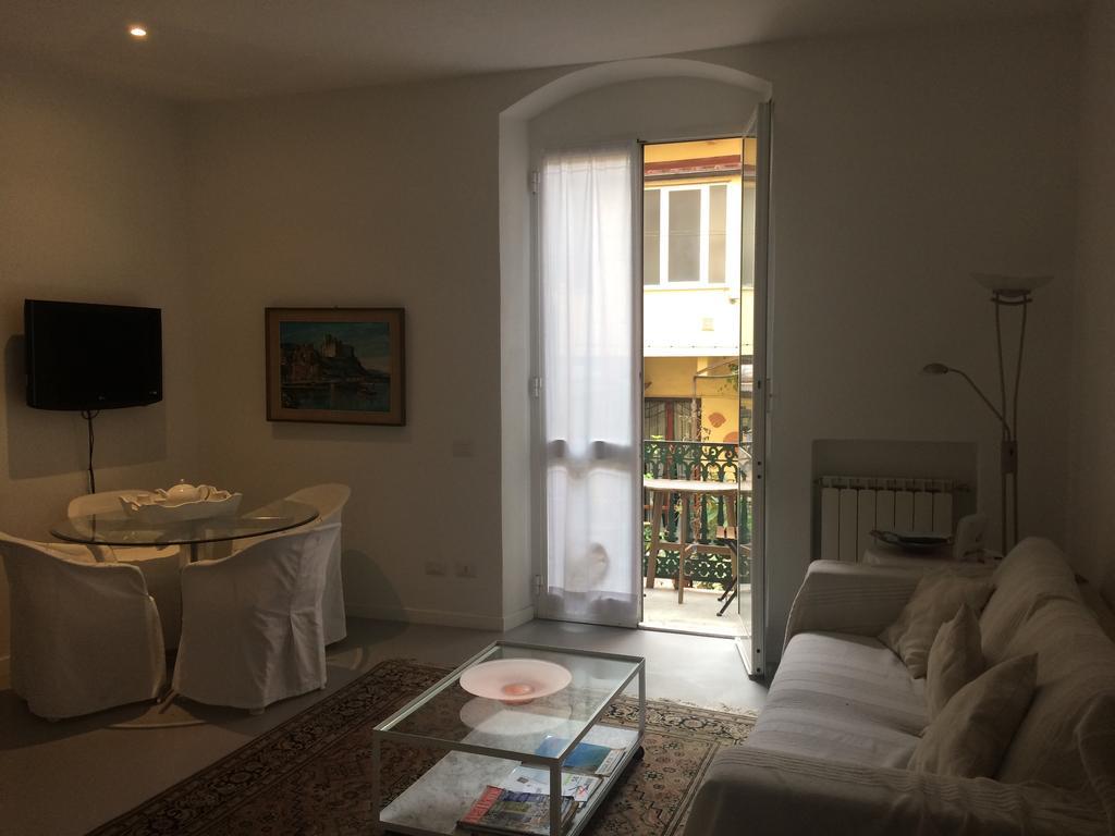 La Maison De Marie La Spezia Bagian luar foto